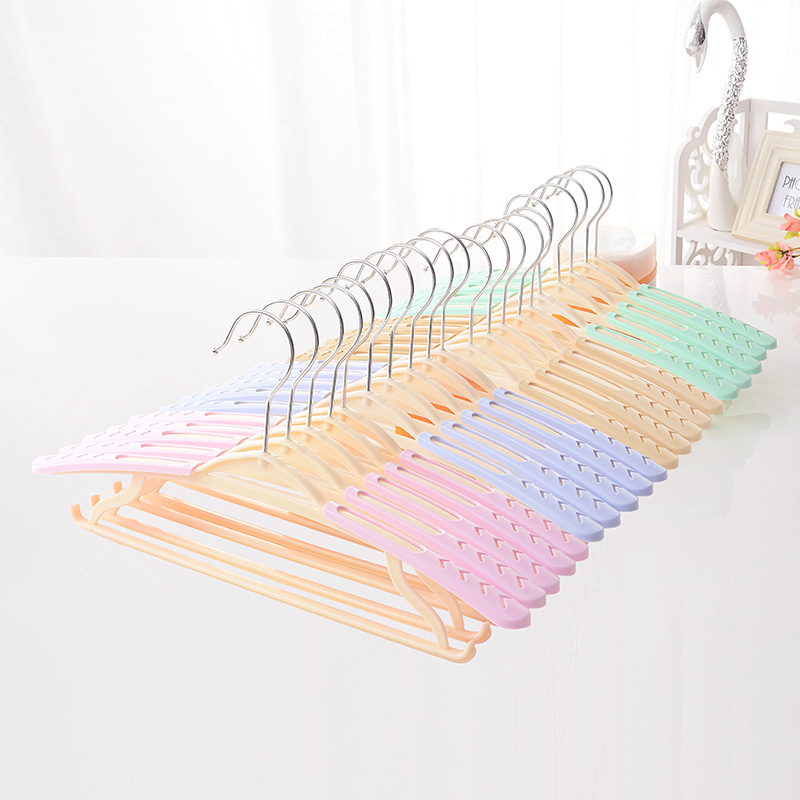 plastic hanger rack (6)