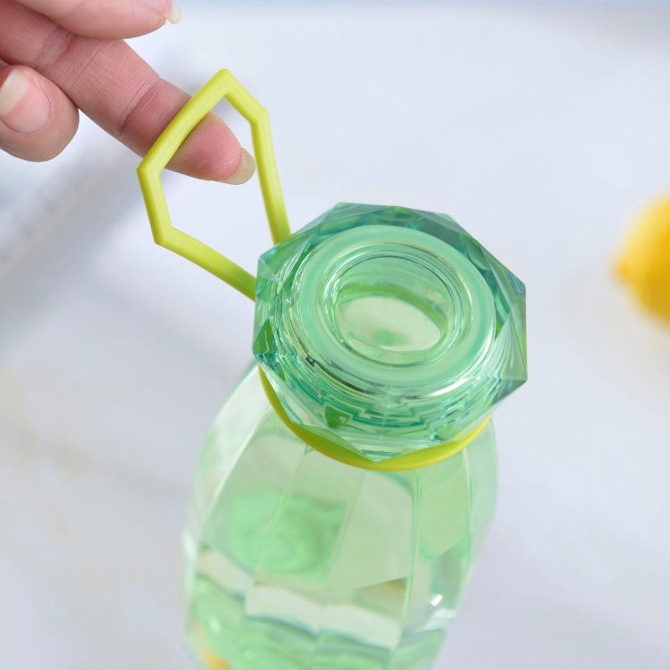 HZ57106 (6) Fashion Portable plastic Bottle