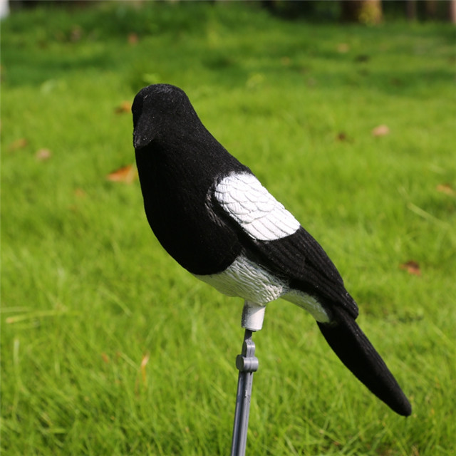 Outdoor Hunting Decoy Plastic Bait Magpie Animal Mould Simulation