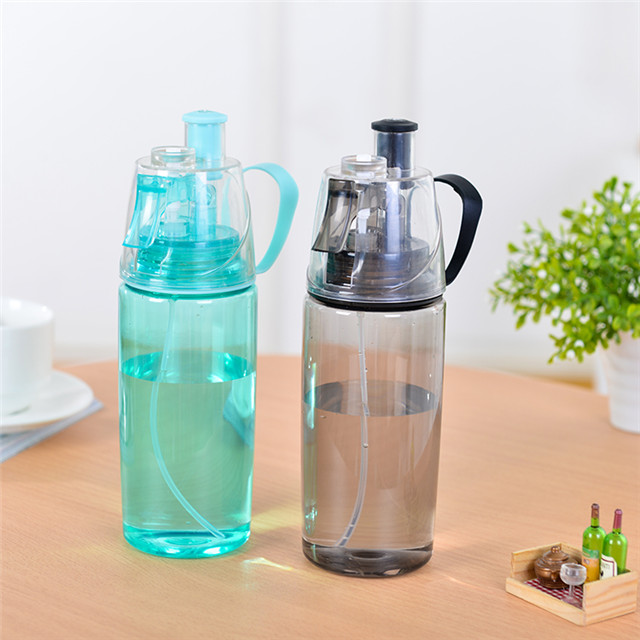 Creative Button Water Bottle Travel Mist Spray Plastic Water Bottle