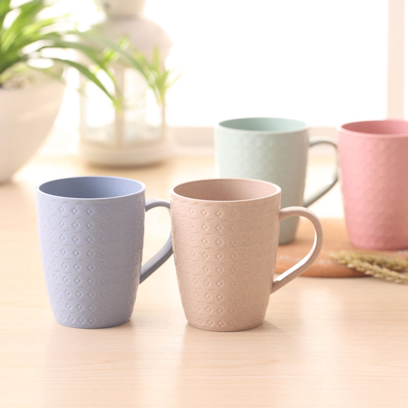 Plastic Colorful Make Up Pen Holder Toothbrush Case Family Use Tooth Brush Holders for Kids