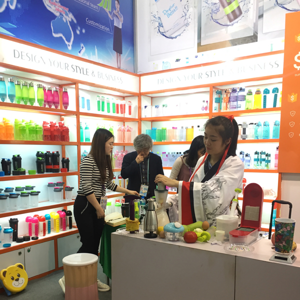 Welcome to our booth on the 121th Canton fair