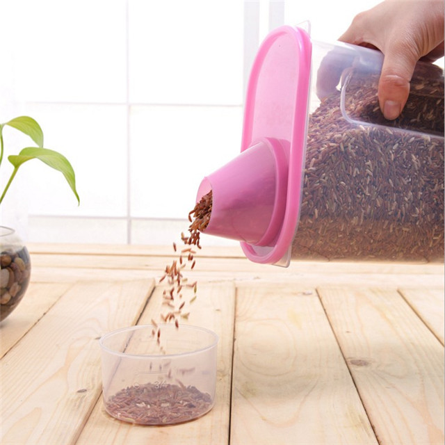 2.5L Kitchenware Seal Food Plastic Storage Box Grain Cases With Measure Scale