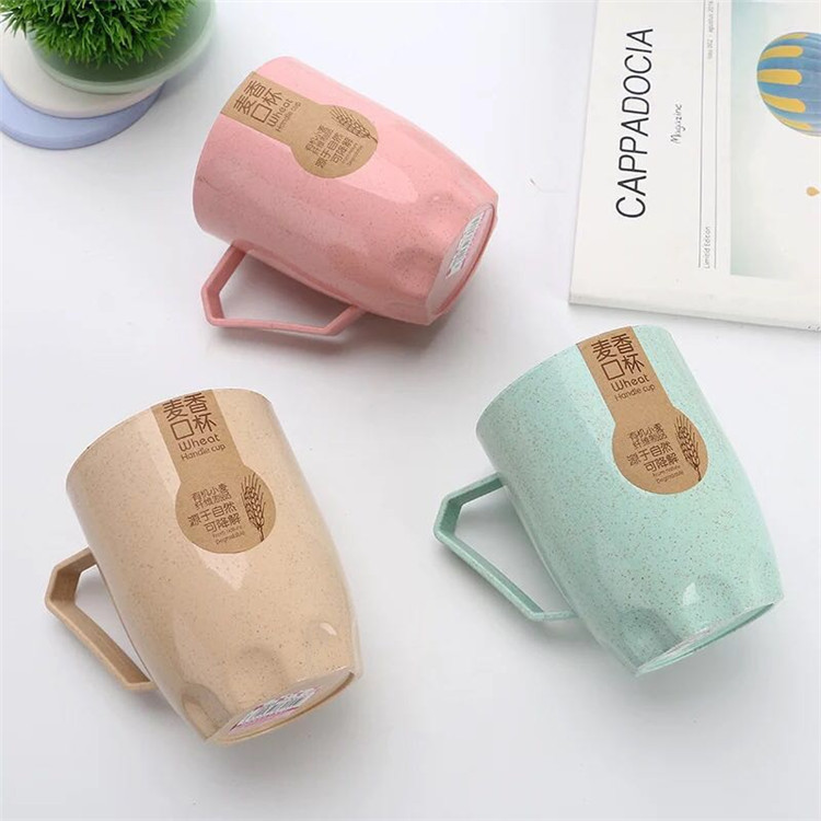 plastic toothbrush holder