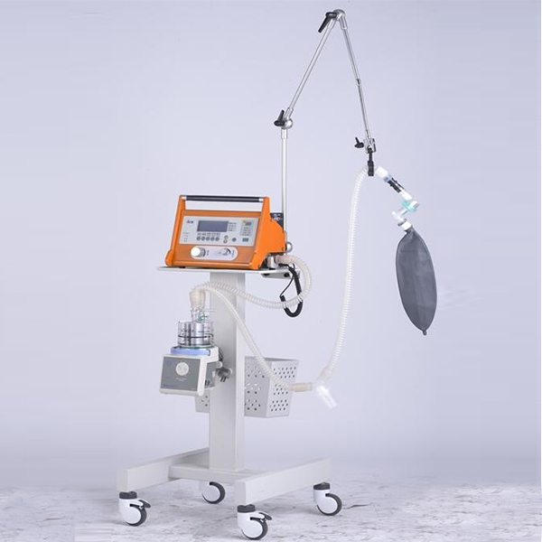 Military portable with non-invasive manual integrated ventilator
