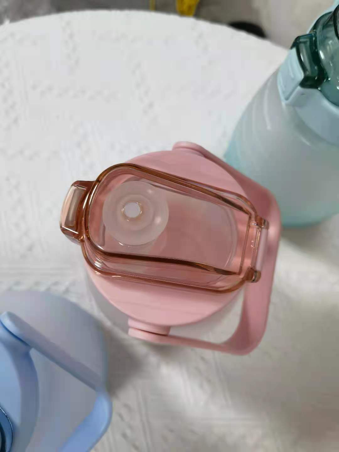 LARGE PUDDING WATER BOTTLE 1.3L SPORT (8)