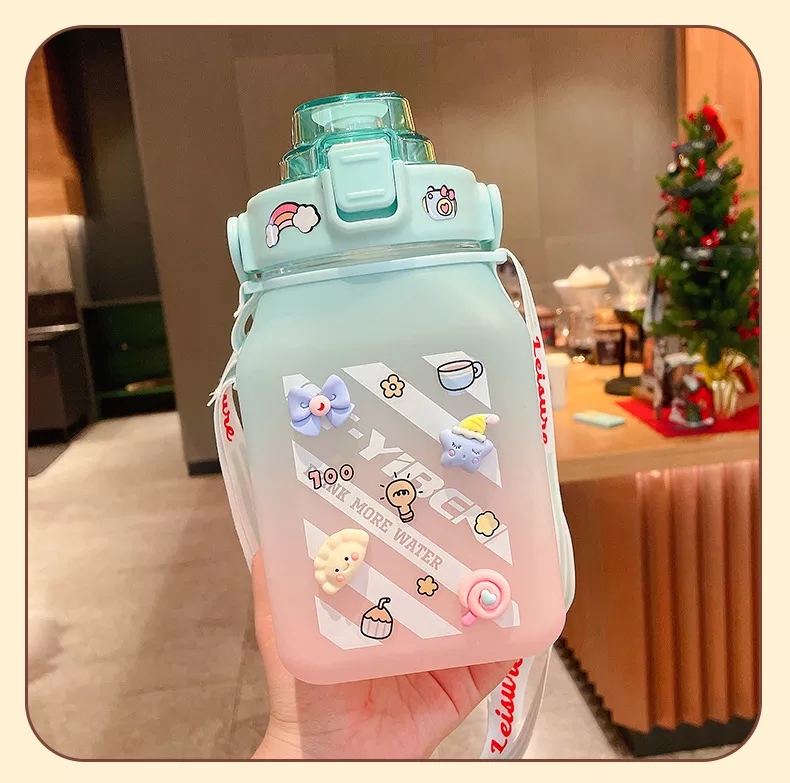 THVALUE 1.5L New Kawaii Portable Thermostable Square Plastic Kettle Cup Portable Frosted Plastic High Water Bottle with Rope