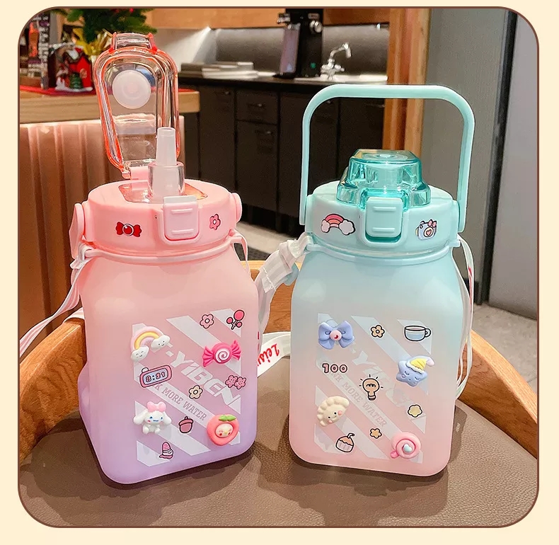 THVALUE 1.5L New Kawaii Portable Thermostable Square Plastic Kettle Cup Portable Frosted Plastic High Water Bottle with Rope