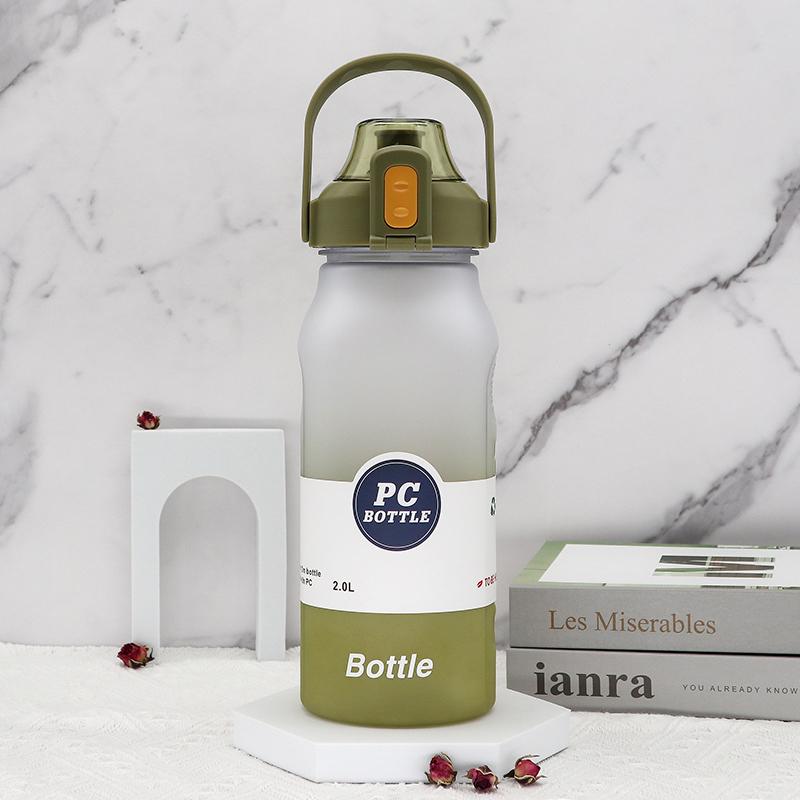 2.0L water bottle clear for sport 