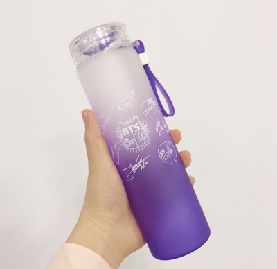 Bombproof Youth League album concert around the official water cup in summer accompanied by glass lemon cup