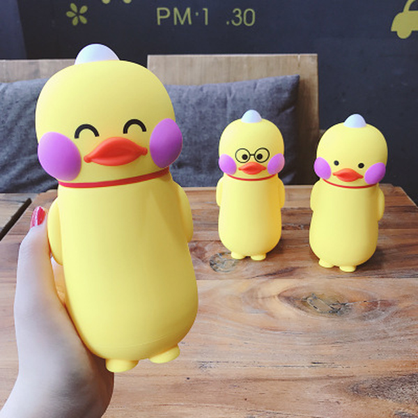 Cute male and female cartoon little Yellow duck glass children's student promotional gift plastic water cup