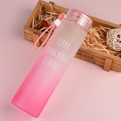 Bombproof Youth League album concert around the official water cup in summer accompanied by glass lemon cup