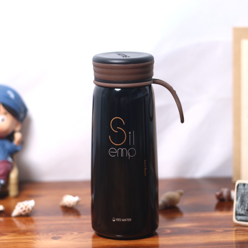 Korean Personality Black And White Mugs Men And Women Couples Cups Creative Trend Student Handles Portable Hand Cups