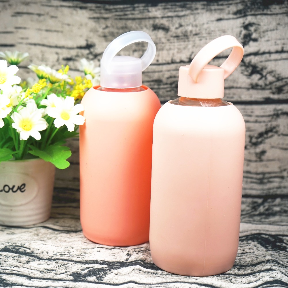 unbreakable heat resistant Custom Logo glass water Bottle with sleeve