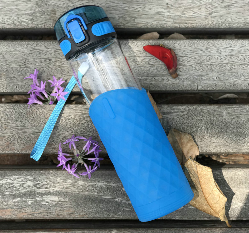  Silicone Hot Glass Water Bottle supplier