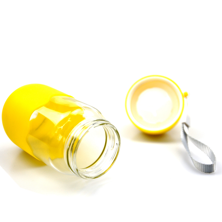  Glass Water Bottle With Silicone Sleeve