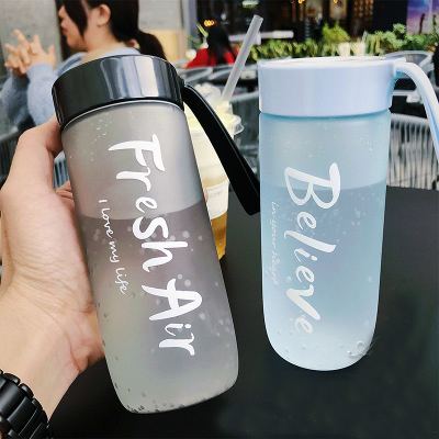 600ml Portable large-capacity plastic water bottle female male student Korean version trend simple scrub Creative teacup