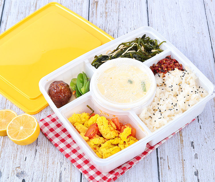  plastic lunch box