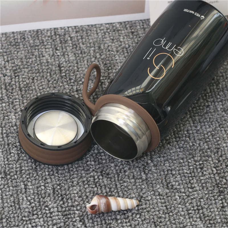 Korean Personality Black And White Mugs Men And Women Couples Cups Creative Trend Student Handles Portable Hand Cups