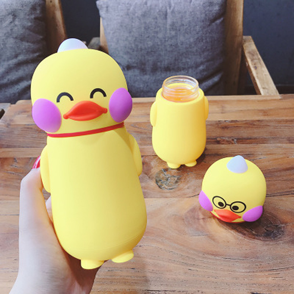 Cute male and female cartoon little Yellow duck glass children's student promotional gift plastic water cup