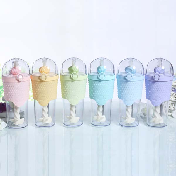 Cartoon animal yellow duck straw children mixing water bottle