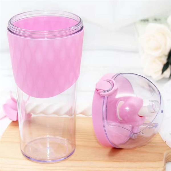 Cartoon animal yellow duck straw children mixing water bottle