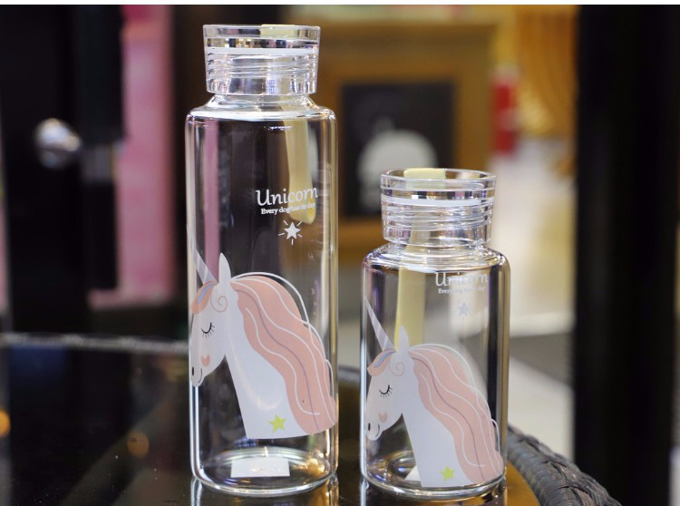 vcartoon drinking water bottle