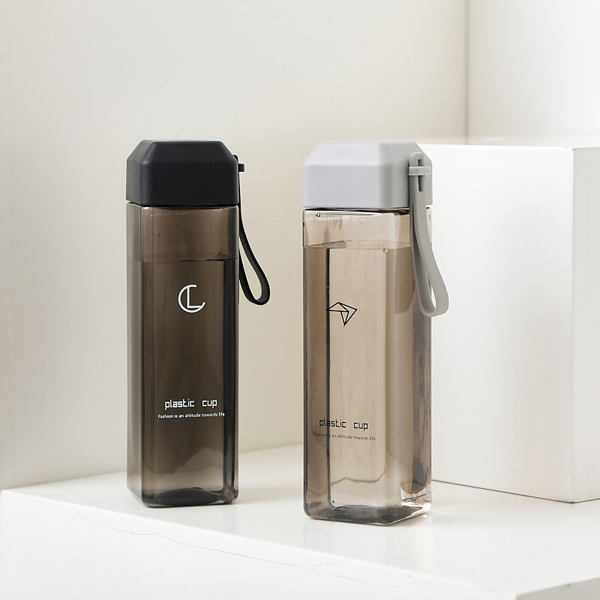 Custom Environment-friendly Plastic Bottle Fashion Simple Sports Water Bottles