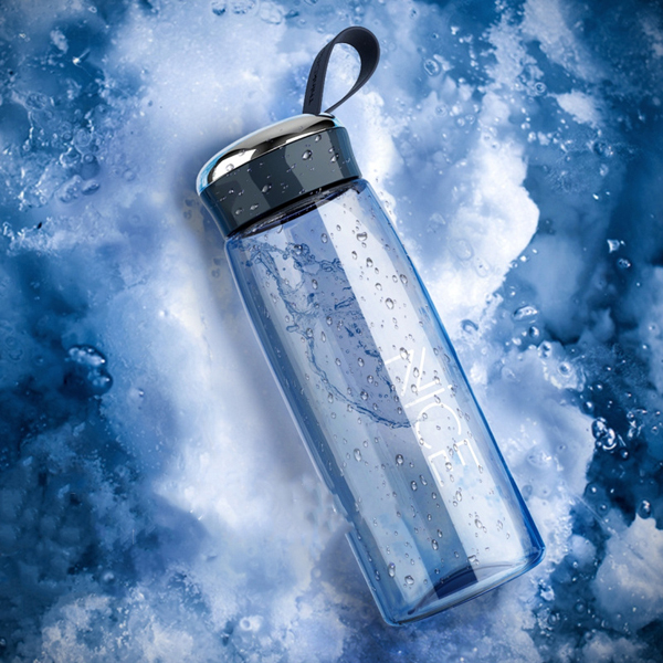 Custom Gift Bottle Creative Simple Transparent Belt Rope Lifting Plastic Space Water Bottles