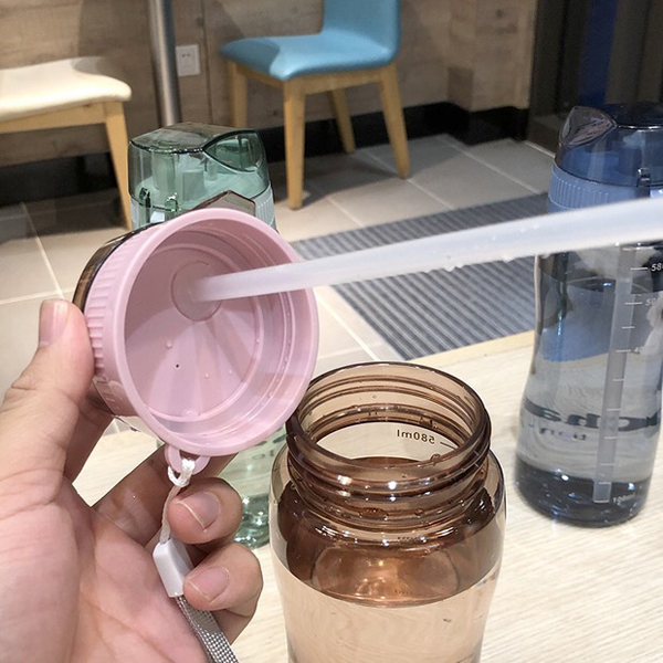 Portable Plastic Water Bottles with Graduated Sports Kettle Straw Space Bottle