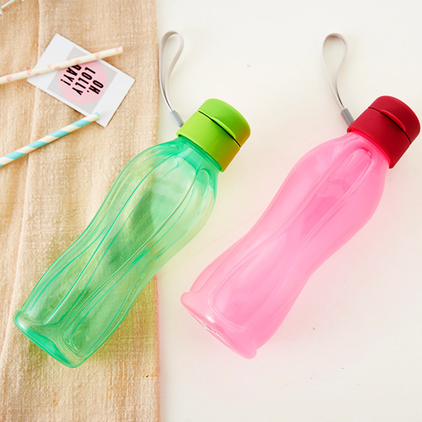 Spot Plastic Kettle New Round Sports Water Bottles