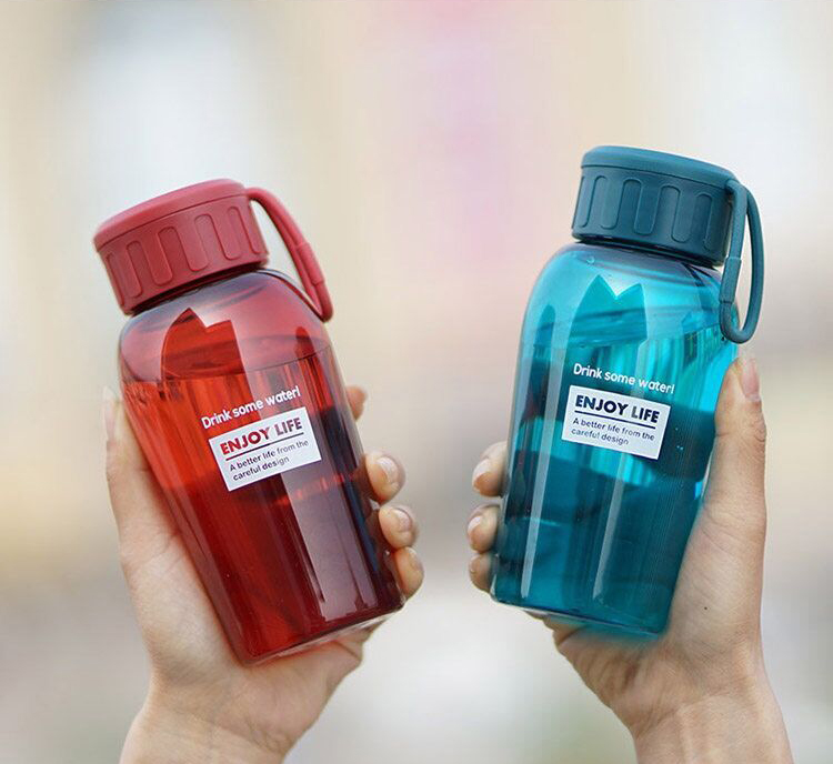  trend creative water bottle