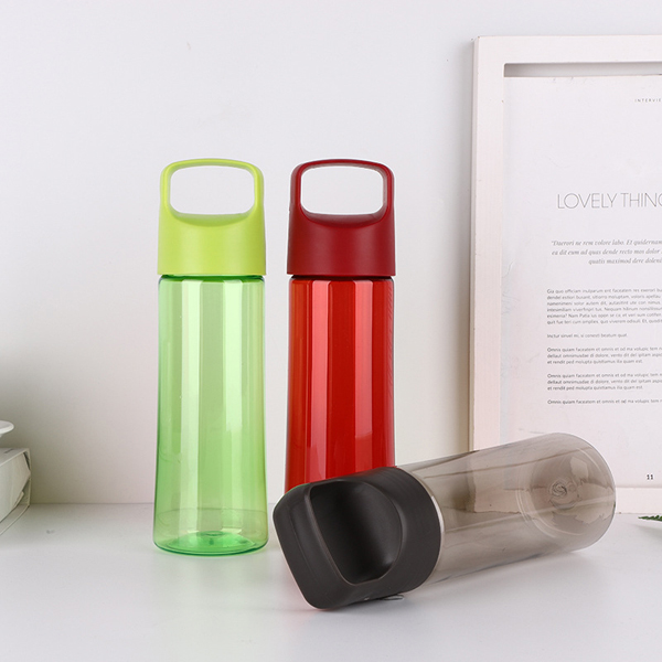 Custom Portable Environment-friendly Color Cold Water Bottle Outdoor Sports Handle Plastic Bottles