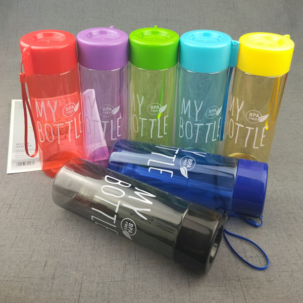 Customized Creative Handle Simple AS Plastic Large-mouthed Colored Alphabet Cold Drink Juice Bottle