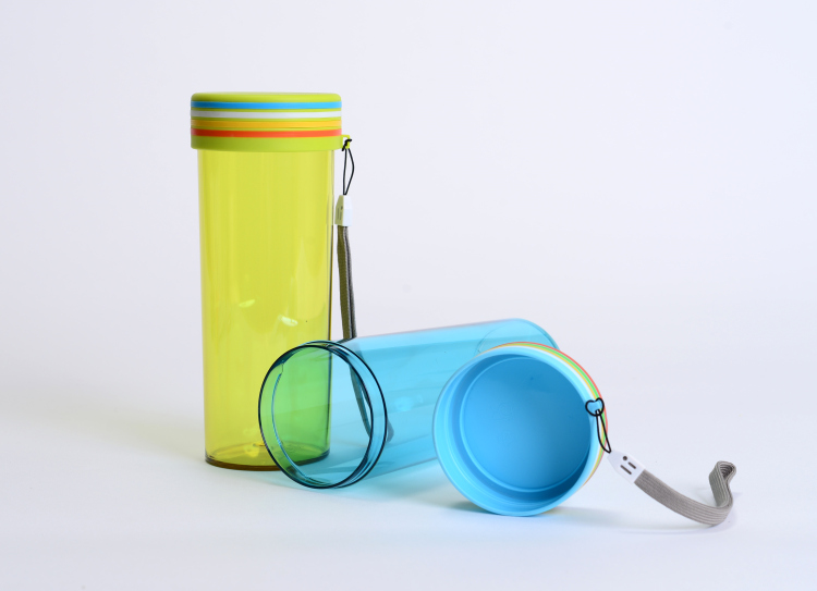 rainbow plastic water cup